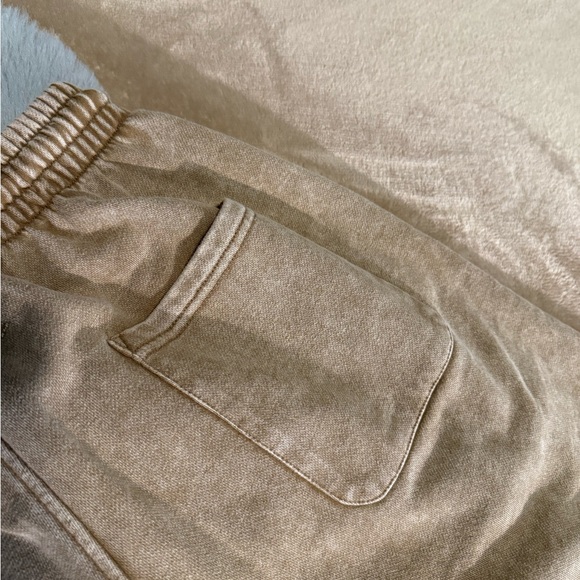 NWOT Acid Washed Joggers - Picture 6 of 9